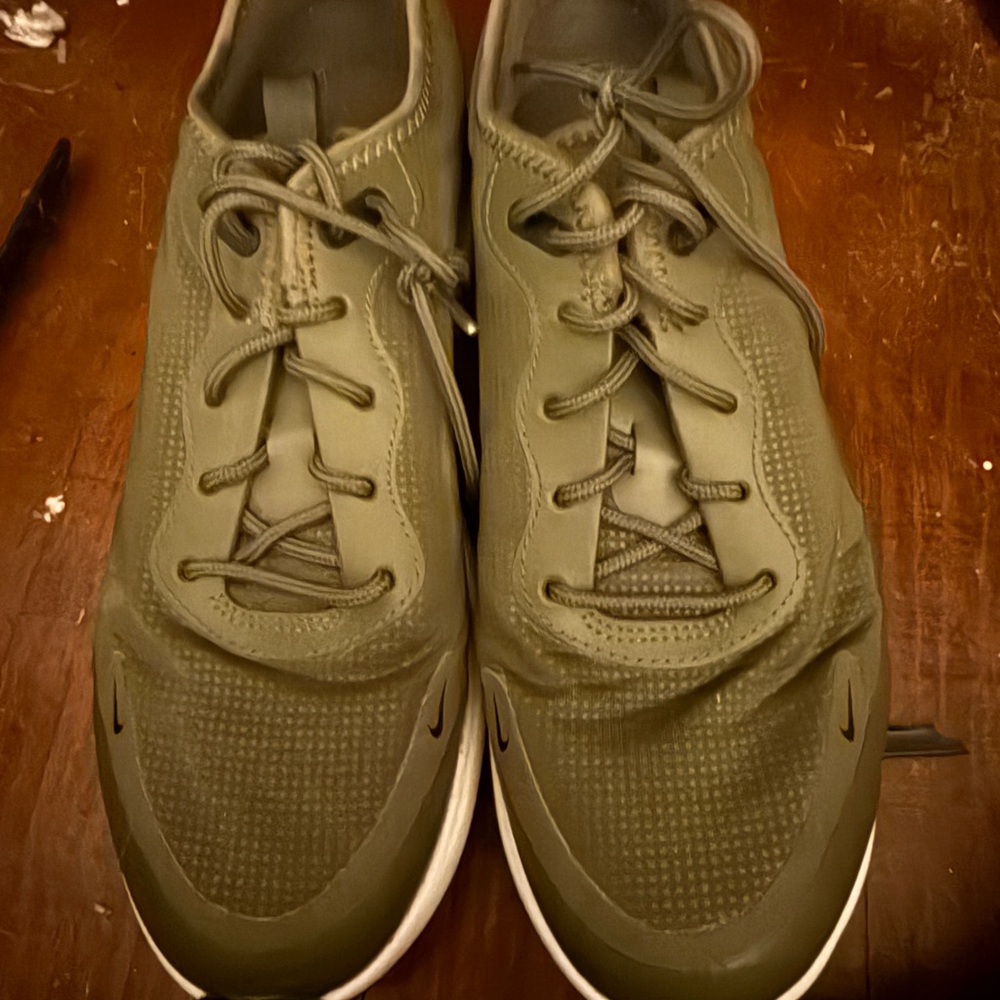 Nike Women's Olive Green Air Max